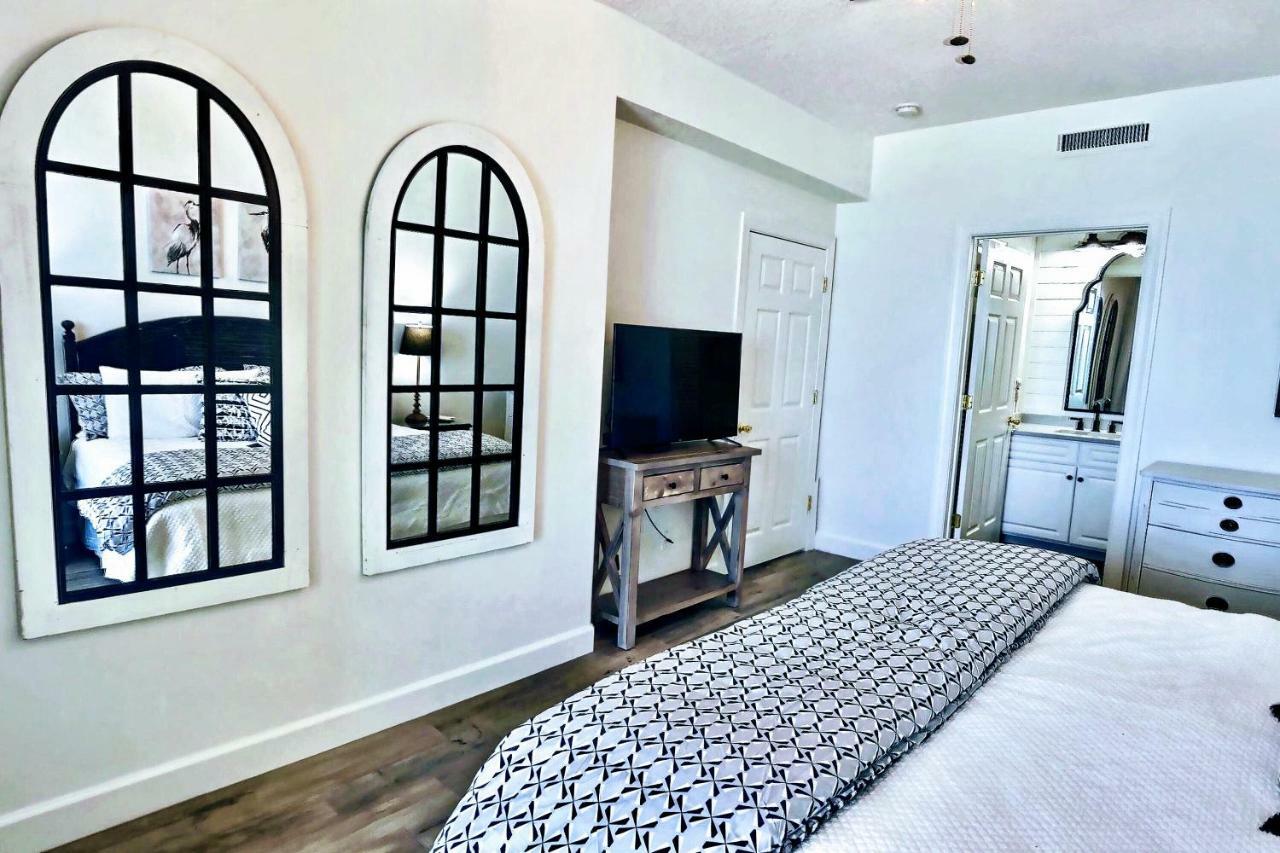 Barefoot Bliss - Beachfront Condo - Sleeps 12 Panama City Beach Kültér fotó